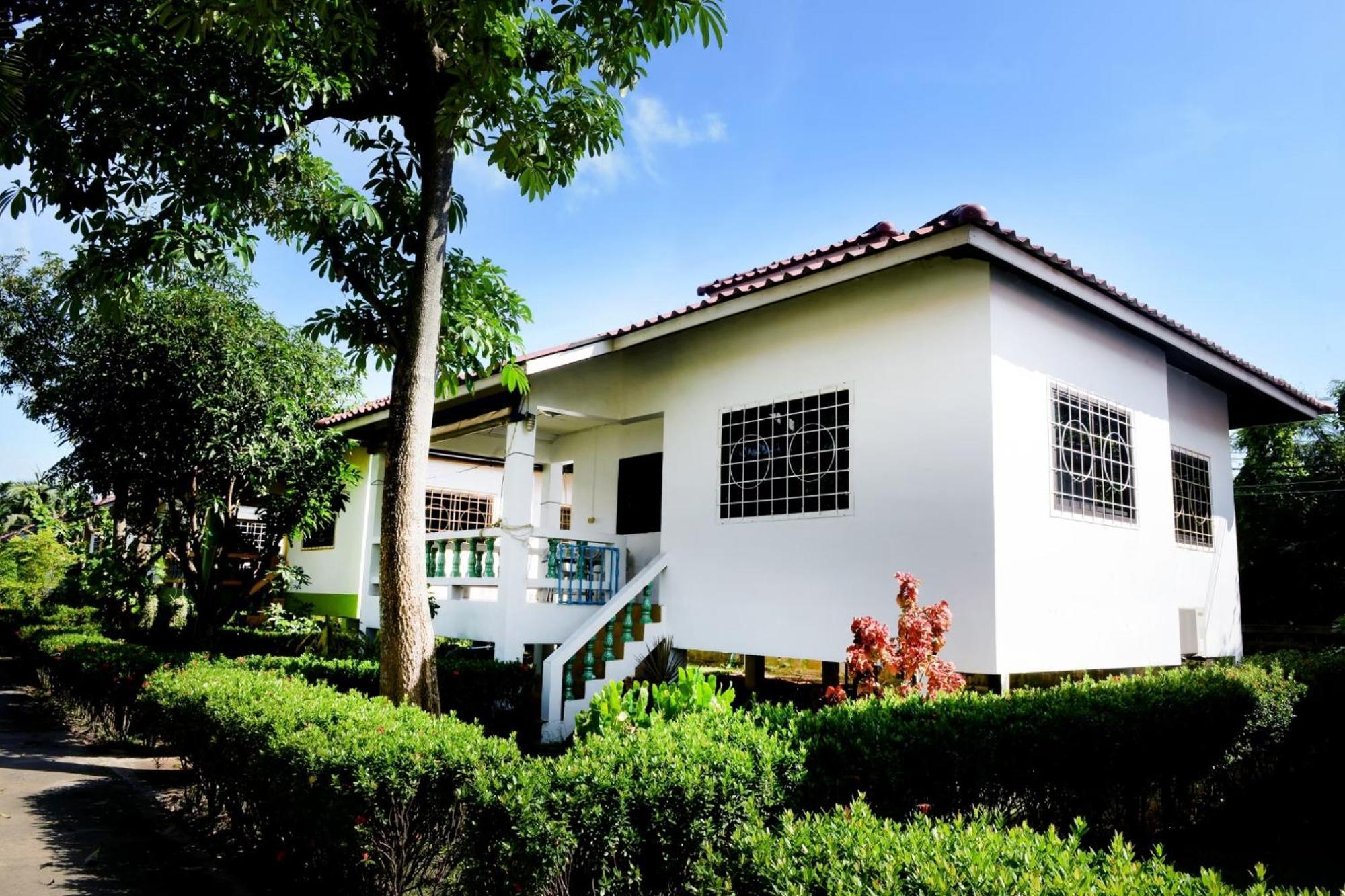 Sunrise Beach Villa Szuratthani Kültér fotó