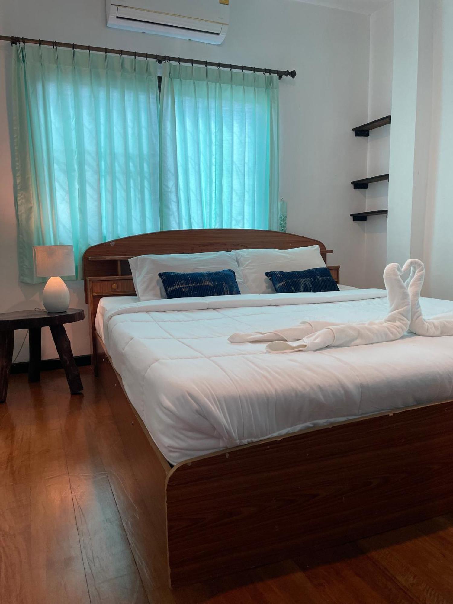 Sunrise Beach Villa Szuratthani Szoba fotó