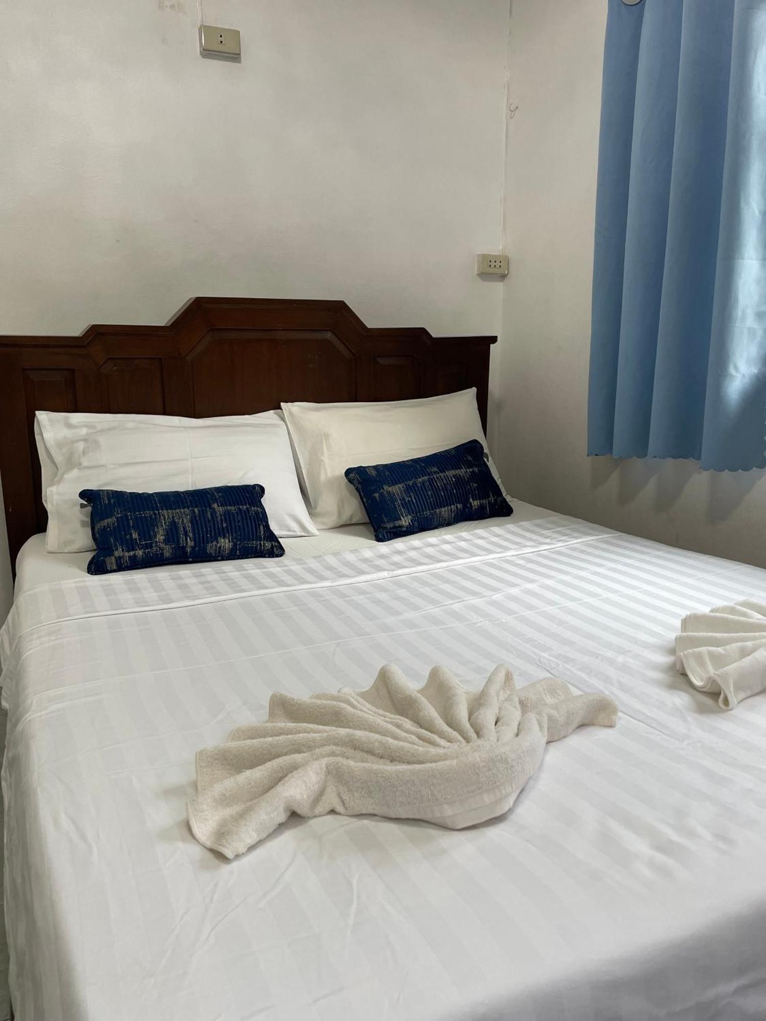 Sunrise Beach Villa Szuratthani Szoba fotó